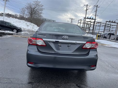 Used 2013 Toyota Corolla L image 4