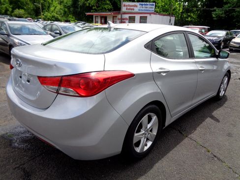 Used 2013 Hyundai Elantra GLS image 5