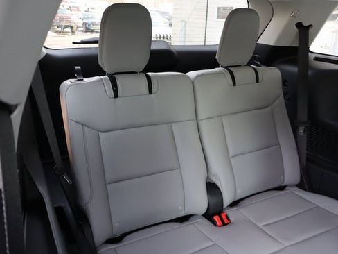 New 2026 Ford Explorer Active w/ Active Comfort Package image 30