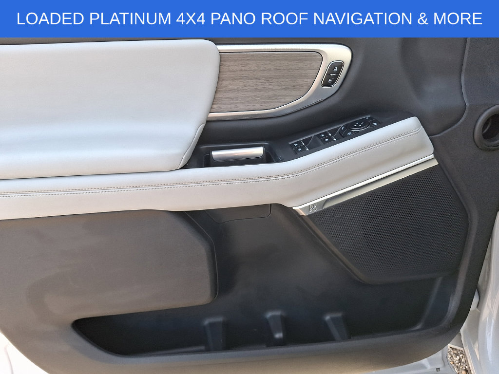 Used 2025 Ford Expedition Platinum w/ Driver's Package AWD/4WD image 13