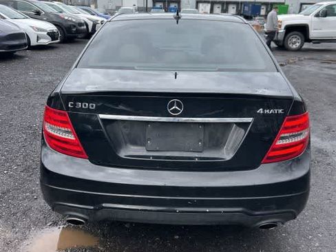 Used 2014 Mercedes-Benz C 300 Sport image 4
