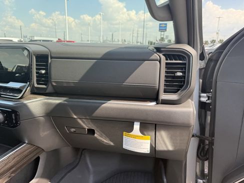 New 2026 Chevrolet Silverado 2500 LT w/ Texas Edition image 43