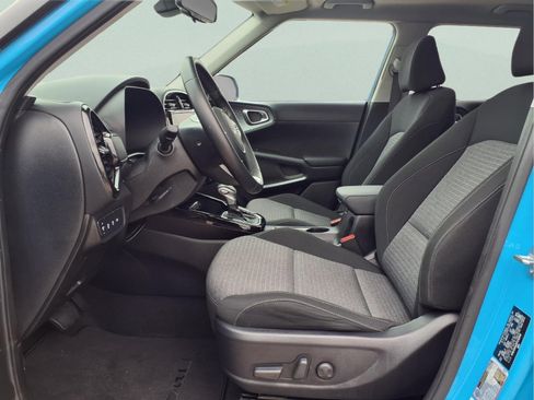Used 2023 Kia Soul EX image 10