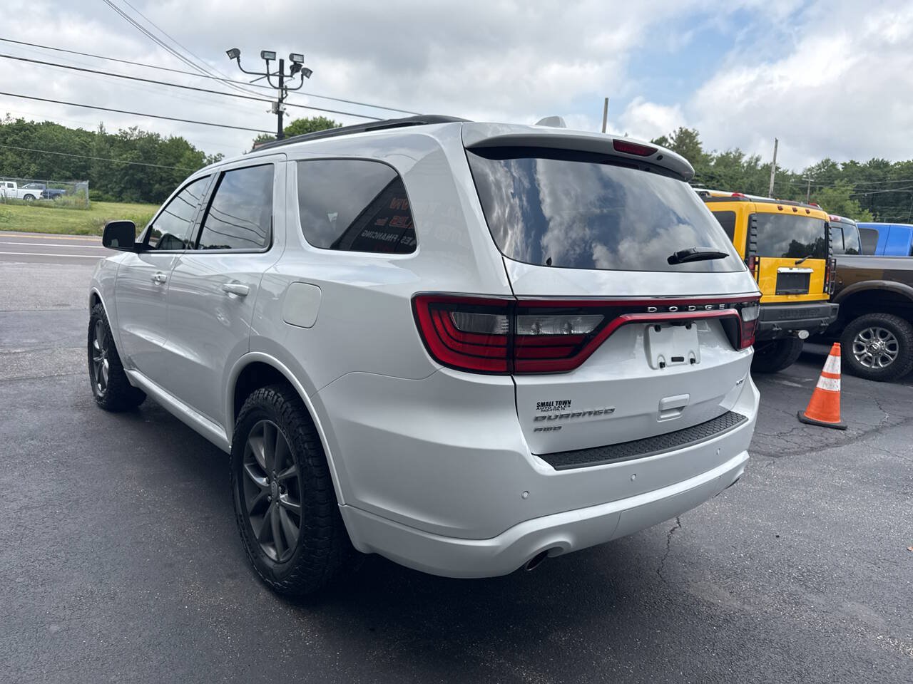 Used 2017 Dodge Durango GT w/ Premium Group AWD/4WD image 7