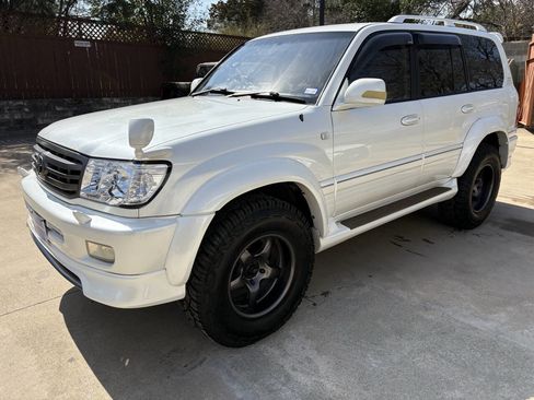 Used 1998 Toyota Land Cruiser image 8