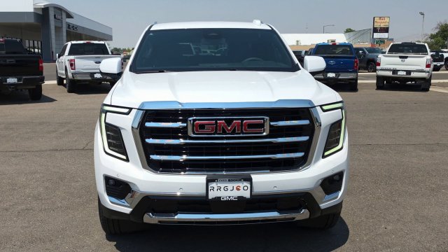 New 2026 GMC Yukon Elevation AWD/4WD image 3