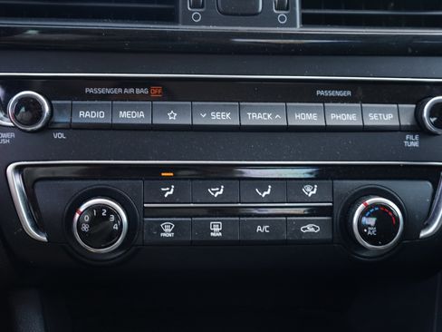 Used 2019 Kia Optima LX FWD image 11