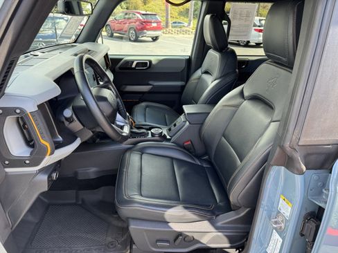 Used 2022 Ford Bronco Badlands image 16