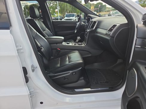 Used 2018 Jeep Grand Cherokee High Altitude AWD/4WD image 23