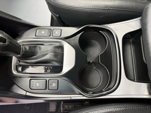 Used 2018 Hyundai Santa Fe Limited image 27