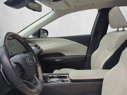 Used 2023 Lexus RX 350 image 8