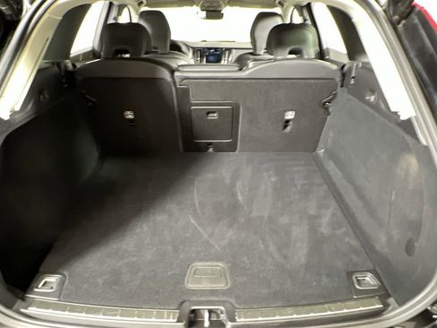 Certified 2025 Volvo XC60 B5 Plus image 20