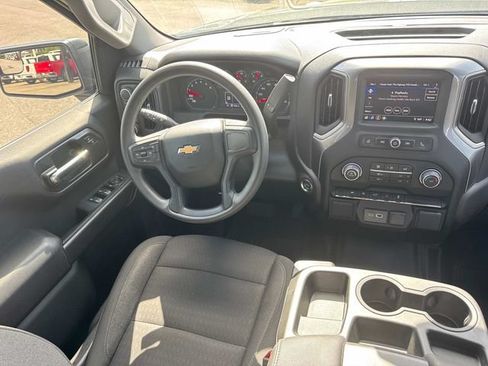 Used 2024 Chevrolet Silverado 1500 Custom w/ LPO, Dark Essentials Package AWD/4WD image 17