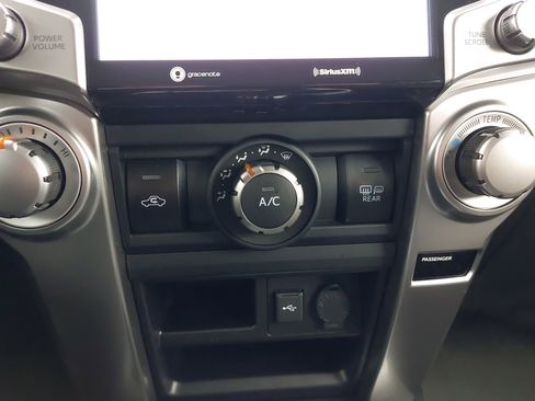 Used 2021 Toyota 4Runner SR5 image 22