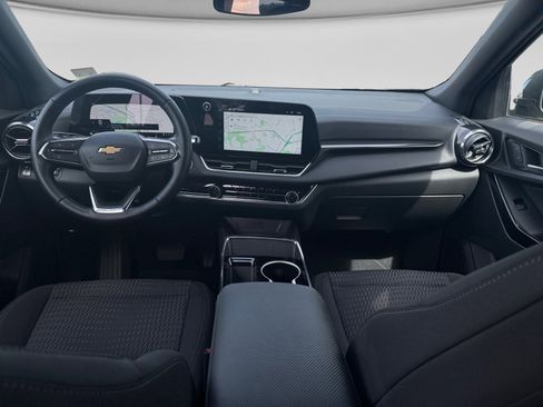 Used 2025 Chevrolet Equinox LT FWD image 15