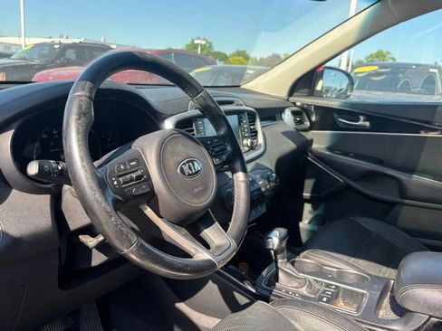 Used 2016 Kia Sorento SX AWD/4WD image 12