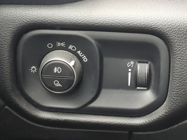 Used 2023 RAM 1500 Big Horn RWD image 26
