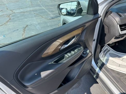 Used 2018 GMC Terrain SLE w/ Driver Convenience Package image 14