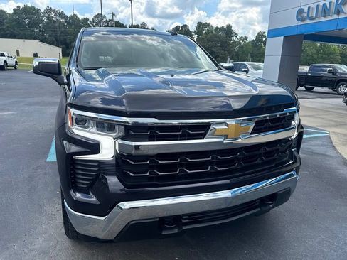 Used 2024 Chevrolet Silverado 1500 LT AWD/4WD image 2