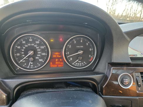 Used 2011 BMW 328i xDrive 328i xDrive AWD 4dr Sedan image 25