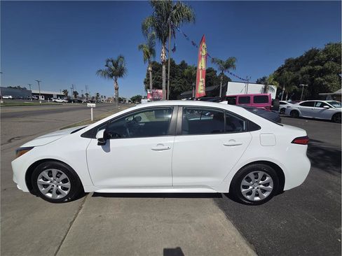 Used 2023 Toyota Corolla LE FWD image 6