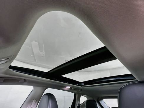 Used 2020 Nissan Murano Platinum AWD/4WD image 32