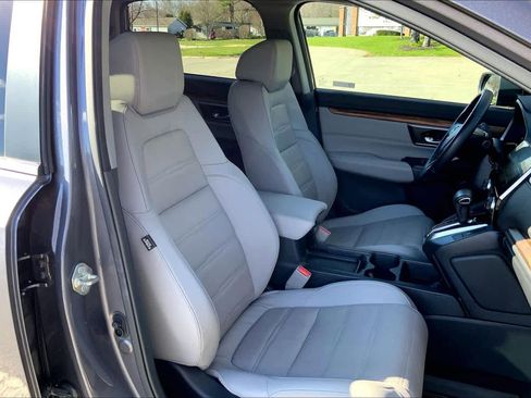 Used 2018 Honda CR-V Touring image 8