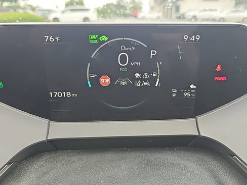 Used 2023 Toyota Prius Prime FWD image 18
