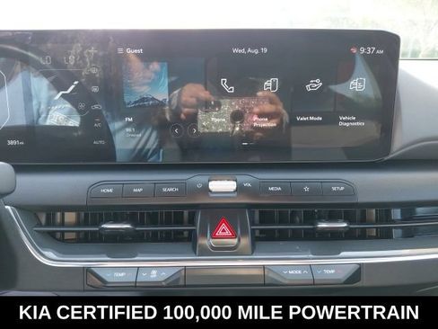 Certified 2025 Kia K4 EX FWD image 11