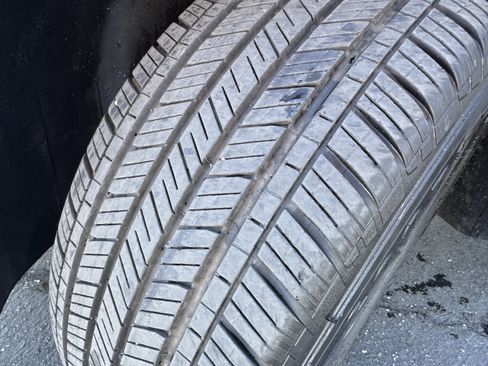 Used 2025 Volkswagen Taos S image 13