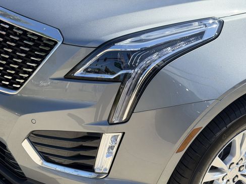 New 2026 Cadillac XT5 Luxury AWD/4WD image 7