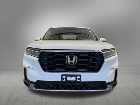 New 2025 Honda Pilot EX-L image 10