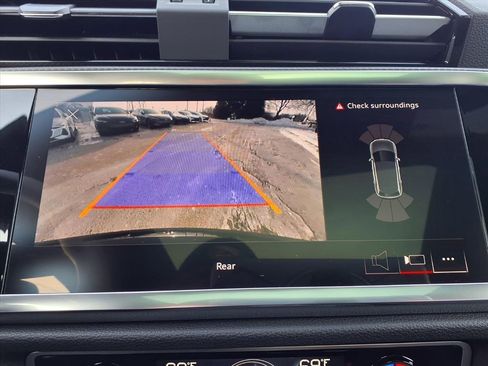 Used 2025 Audi Q3 2.0T Premium w/ Convenience Package image 19