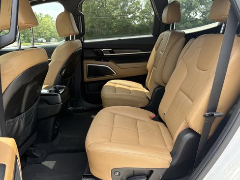 Used 2022 Kia Telluride SX w/ Nightfall Edition Package AWD/4WD image 25