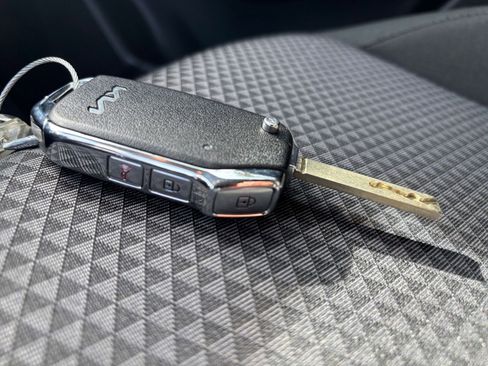 Used 2025 Kia Soul LX w/ LX Technology Package image 18