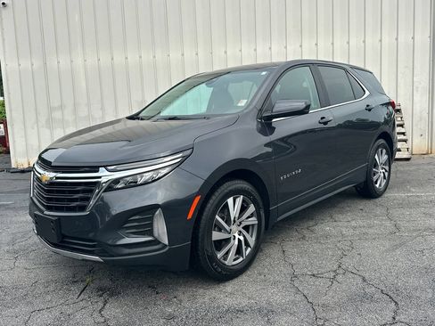 Used 2022 Chevrolet Equinox LT FWD image 2