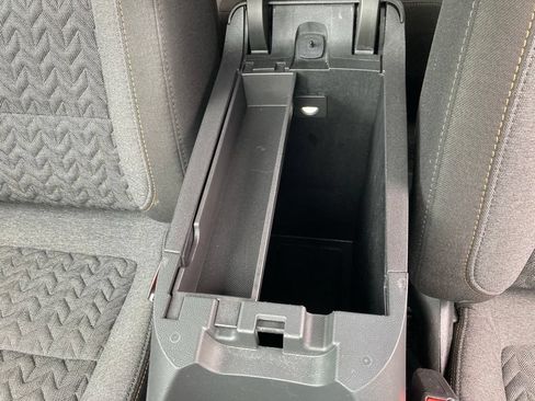 Used 2024 Chevrolet Equinox LT AWD/4WD image 16