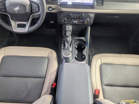 Used 2024 Ford Bronco Wildtrak image 20