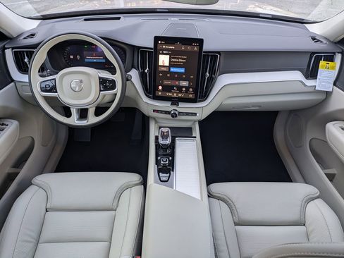 New 2026 Volvo XC60 B5 Ultra w/ Protection Package Premier AWD/4WD image 7
