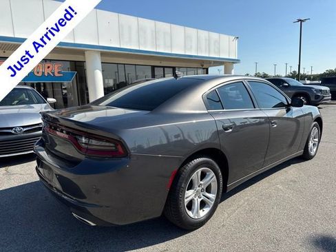 Used 2023 Dodge Charger SXT RWD image 3
