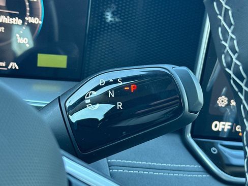 New 2026 Volkswagen Tiguan SE image 20