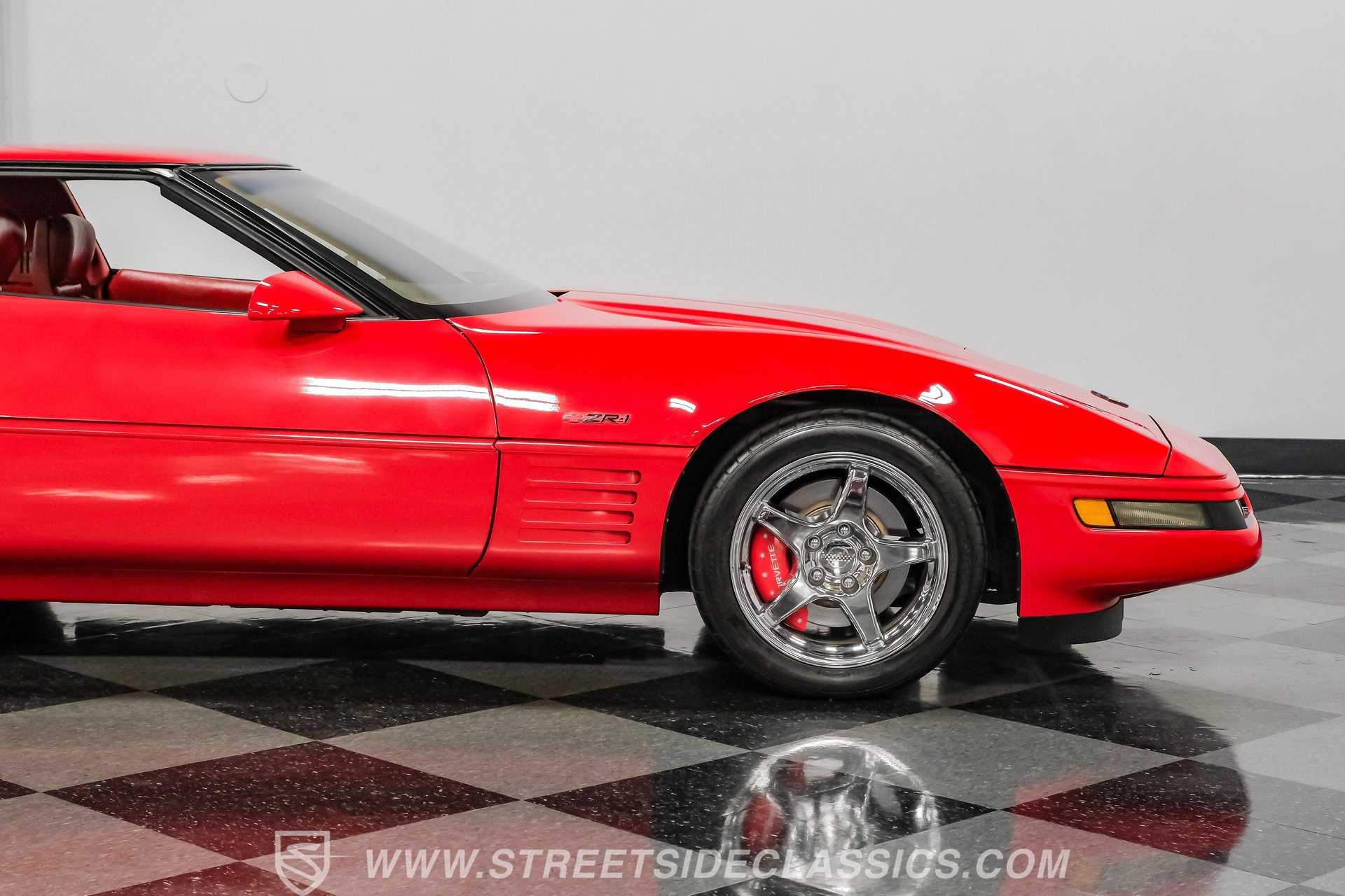 Used 1991 Chevrolet Corvette ZR-1 RWD image 32