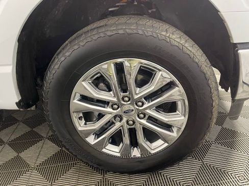 Used 2025 Ford F150 Lariat w/ Equipment Group 501A Mid image 25