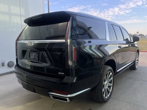 Used 2022 Cadillac Escalade ESV Premium Luxury Platinum image 5