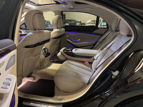 Used 2020 Mercedes-Benz S 560 4MATIC Sedan image 37