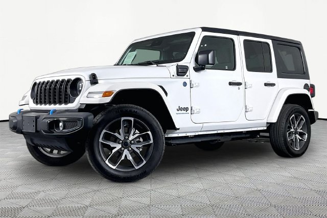 Used 2024 Jeep Wrangler Unlimited w/ LED Headlamp & Fog Lamp Group AWD/4WD image 1