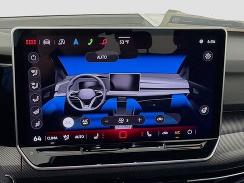 New 2026 Volkswagen GTI SE FWD image 17