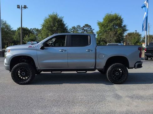 Used 2025 Chevrolet Silverado 1500 RST AWD/4WD image 6