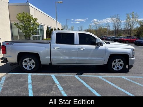 Used 2018 Chevrolet Silverado 1500 LT w/ All Star Edition AWD/4WD image 4