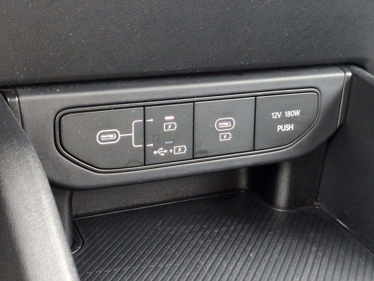 Used 2025 Kia K4 FWD image 20